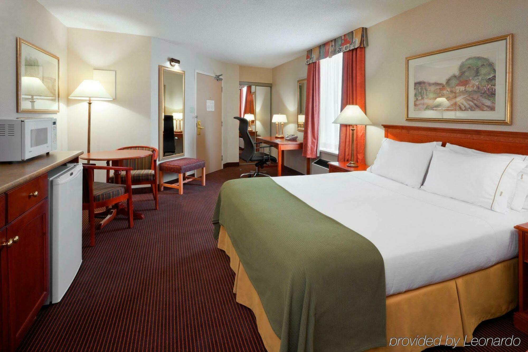 Quality Inn & Suites Regina Downtown Exterior foto